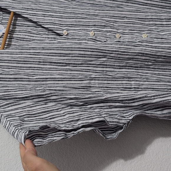 4/$12 NWT Time And Tru Striped Linen Blend Button Down Front Tie Top Size  XL - Picture 5 of 9
